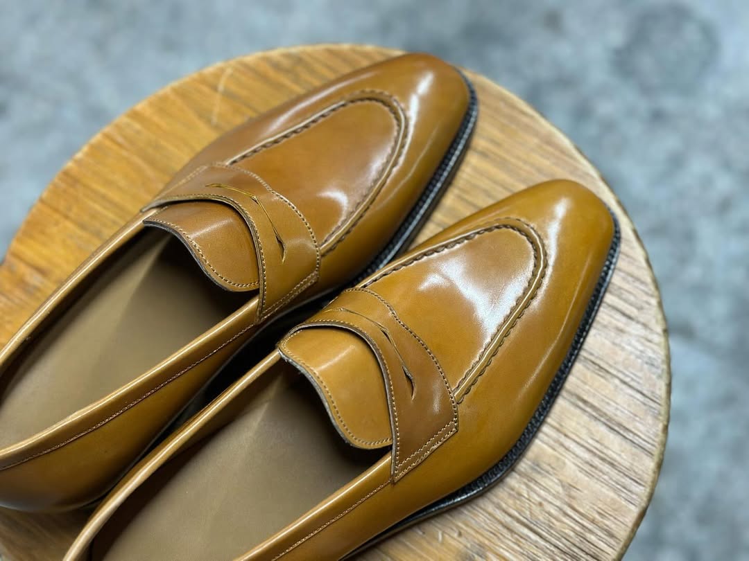 IMPERIAL TAN - PATINA FINISH CLASSIC LOAFERS
