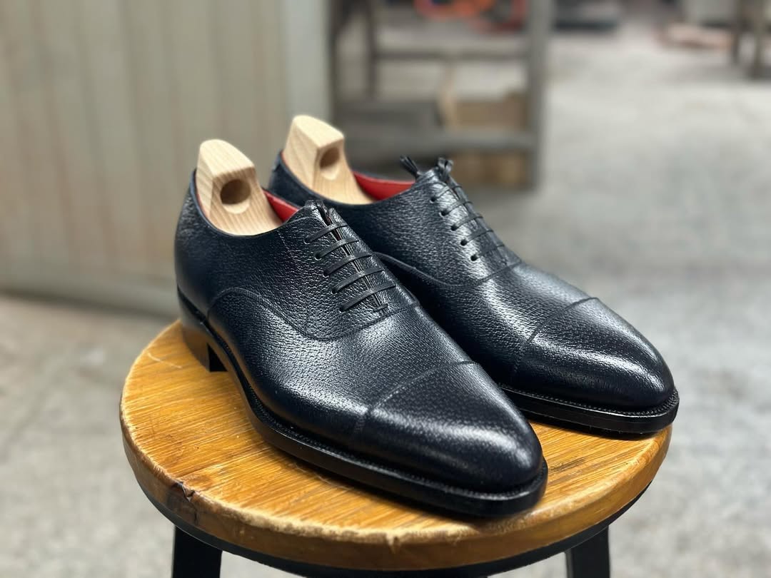 MAGNUS - DARK BLUE MILLED CAP TOE OXFORD LACEUP