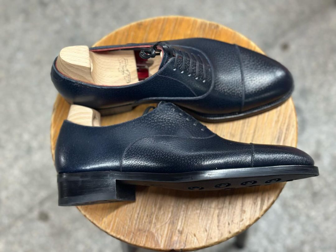 MAGNUS - DARK BLUE MILLED CAP TOE OXFORD LACEUP
