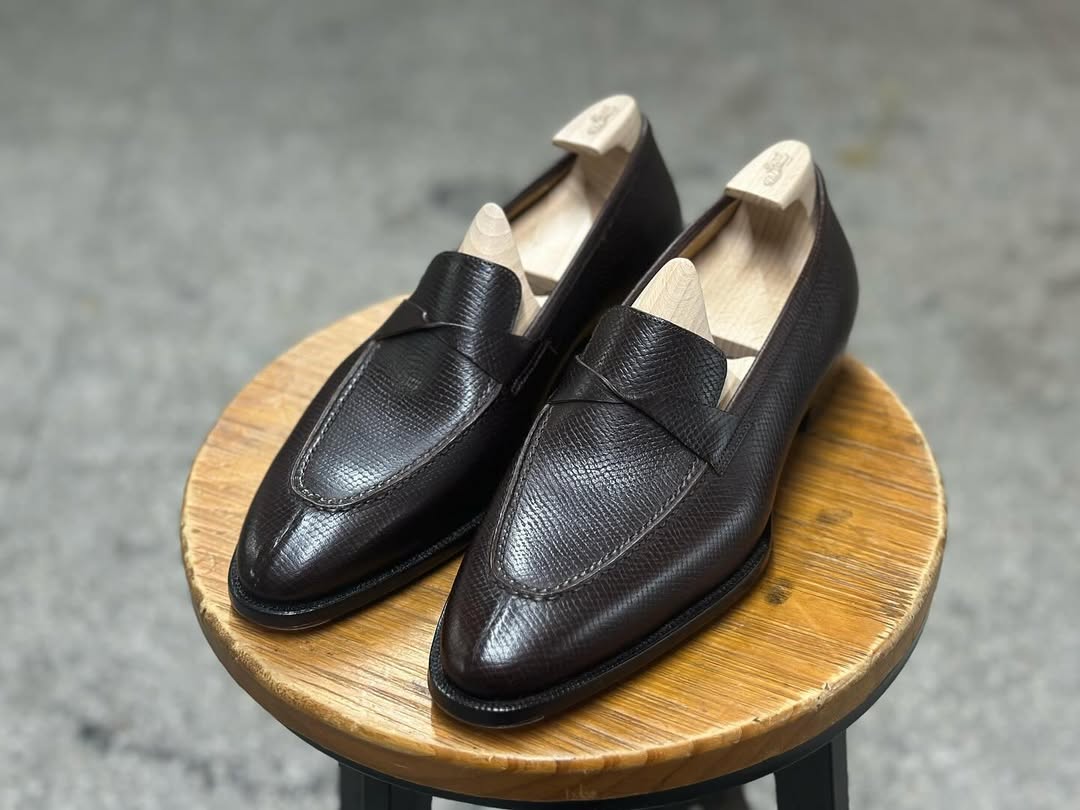 SIENNA - BROWN MILLED STRAPPED LOAFERS