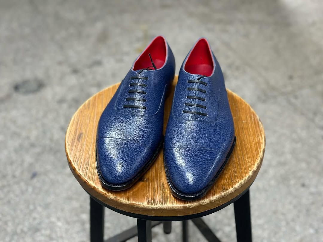 MAGNUS - NAVY BLUE MILLED CAP TOE OXFORD LACEUP
