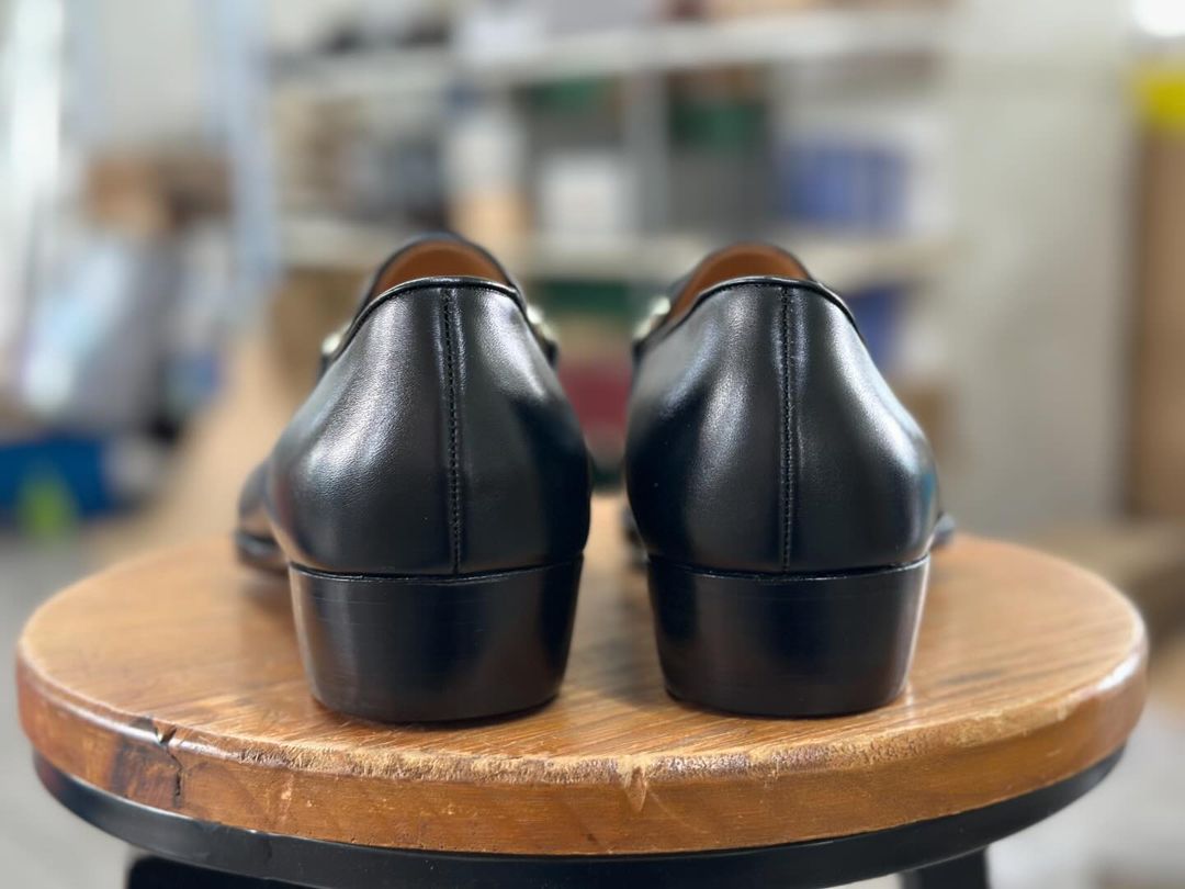 SIENNA - ETERNAL BLACK HORSEBIT LOAFER