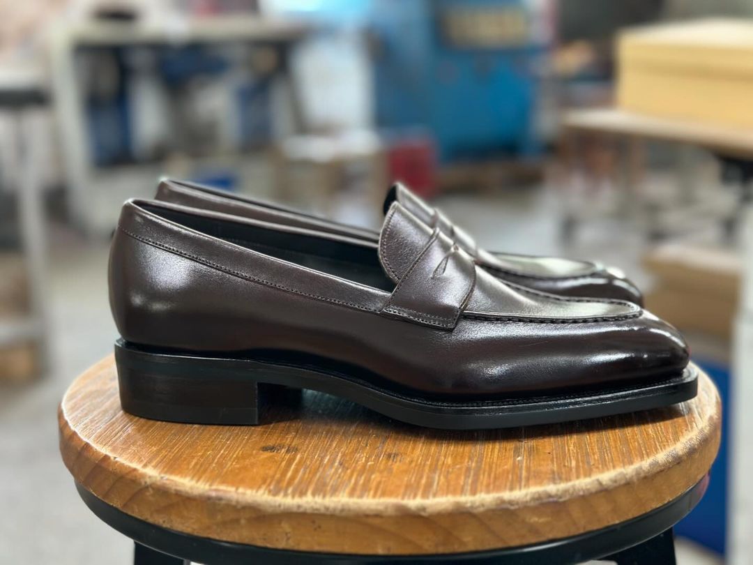 RONIN - BROWN SLEEK PENNY LOAFER