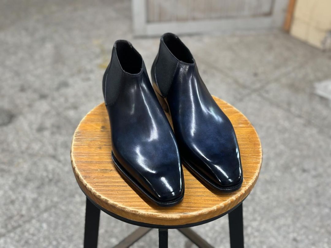 VELORE - SOPHISTICATED BLUE LOW ANKLE BOOT