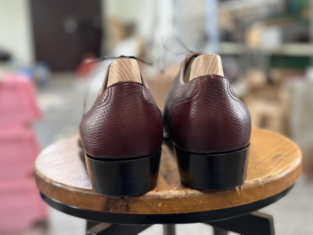 REGAL II - DARK WINE SPLIT TOE DERBY LACEUPS