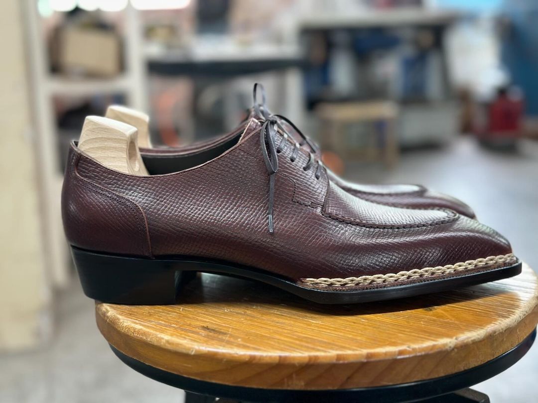 REGAL II - DARK WINE SPLIT TOE DERBY LACEUPS