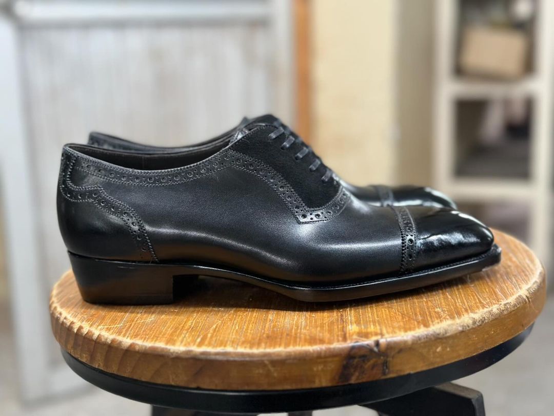 MAJESTIC - BLACK CAPTOE OXFORDS WITH SUEDE