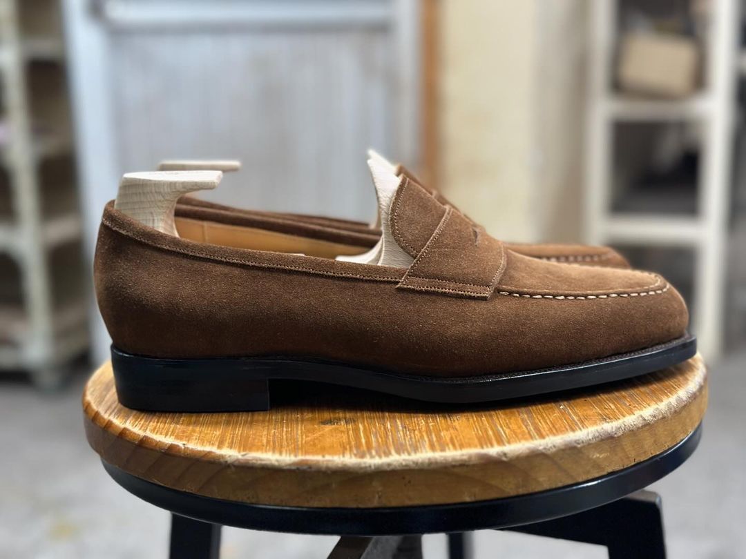 TONY - CLASSIC BROWN SUEDE PENNY LOAFER