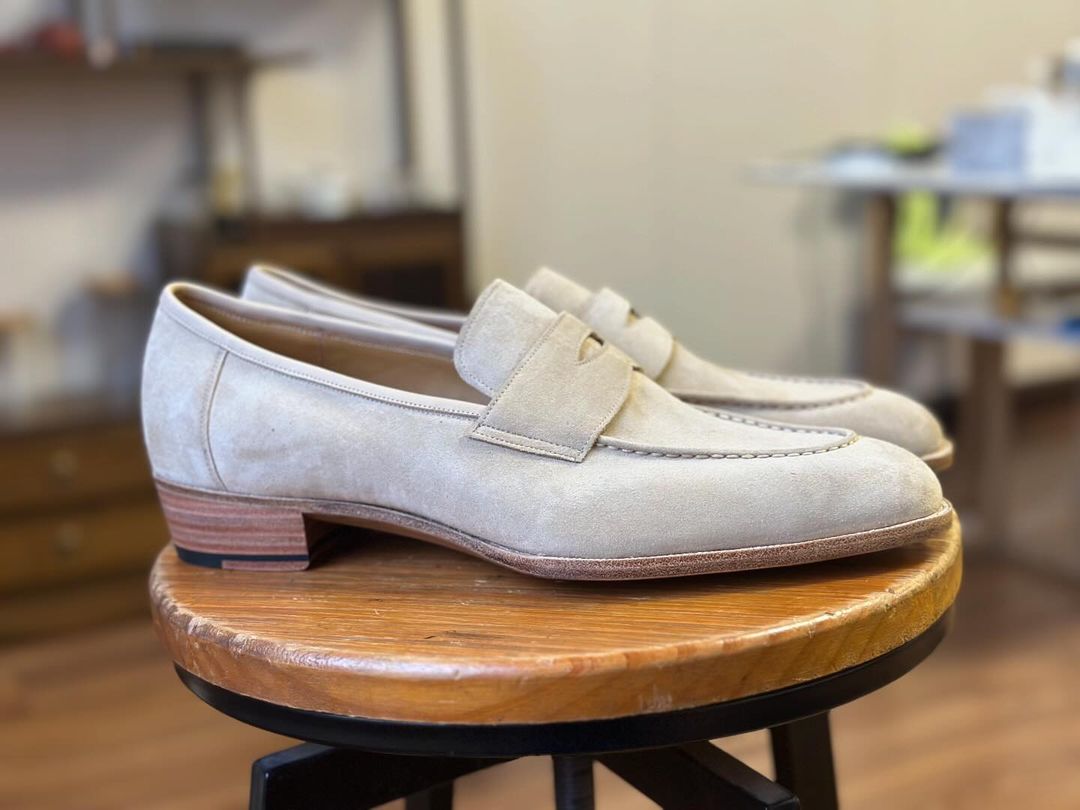 PARKER - CREAM SUEDE PENNY LOAFER