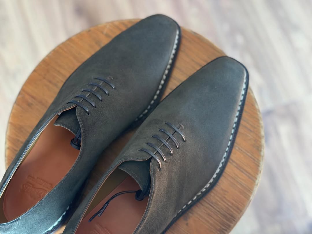 CHRIS - OLIVE SUEDE WHOLECUT OXFORD LACEUP