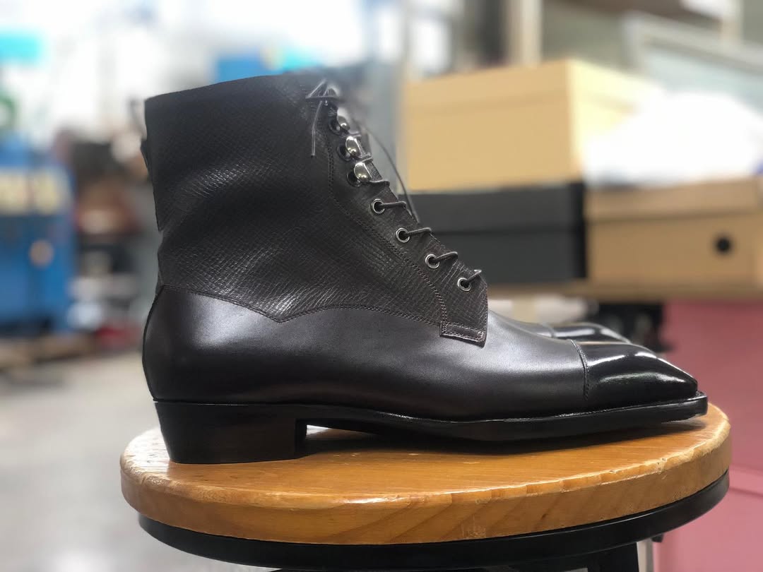 MONTCLAIR - PREMIUM BROWN LACEUP BOOT