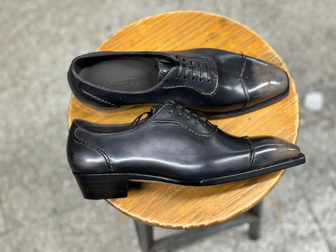 MIDNIGHT - TAILORED TOUCH BLUE OXFORD LACEUP