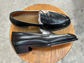 IMPERIAL FIDDLEBACK | BLACK PATINA LOAFERS