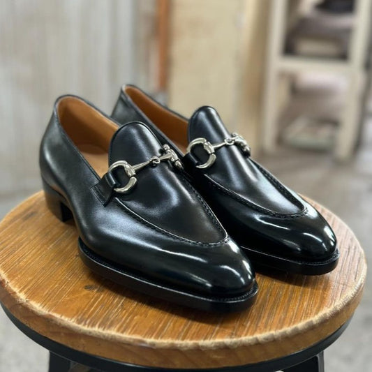 SIENNA - ETERNAL BLACK HORSEBIT LOAFER