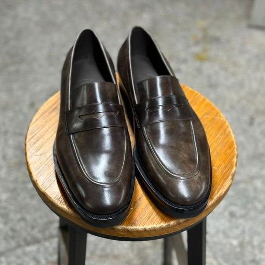 VALERIO - ANTIQUE BROWN PENNY LOAFERS