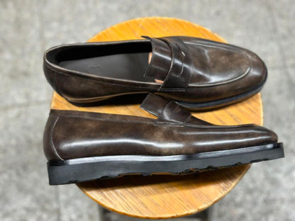 VALERIO - ANTIQUE BROWN PENNY LOAFERS