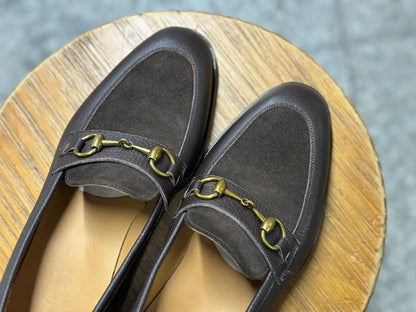 BROOKS - BROWN SUEDE HORSEBIT LOAFER