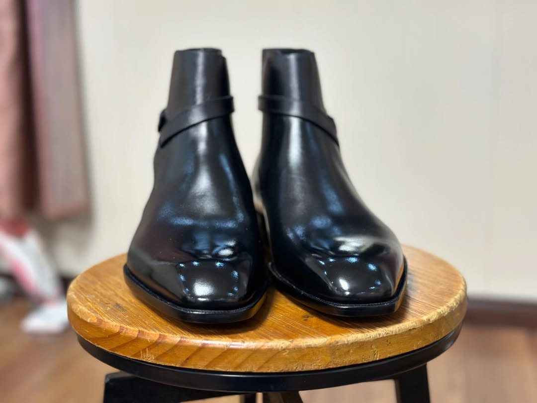VINTAGE BLACK JODHPURI STYLE BOOT