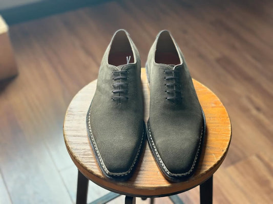 CHRIS - OLIVE SUEDE WHOLECUT OXFORD LACEUP