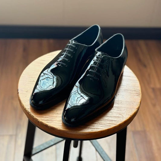 JAMES - BLACK PATENT WHOLECUT LACEUP