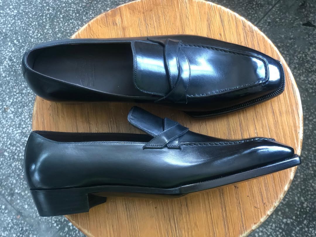 DARWIN - PREMIUM SQUARISH TOE PENNY LOAFER