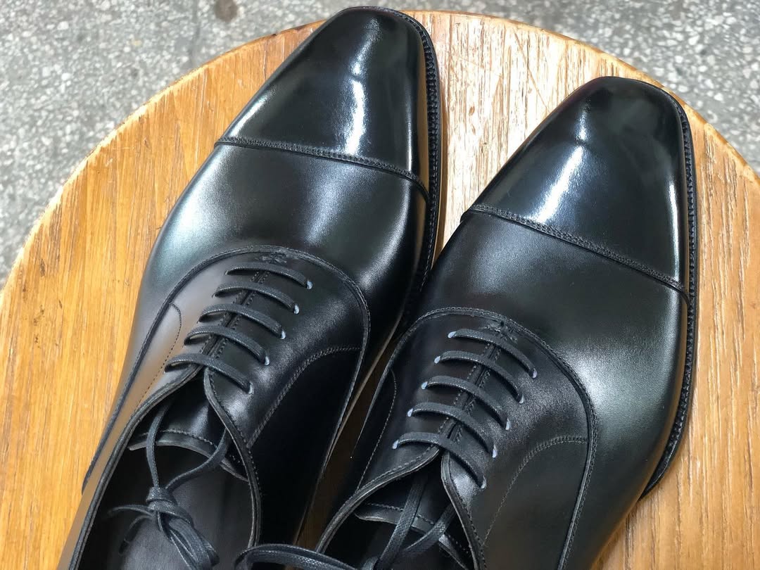 TITAN - MYTHICAL BLACK CAPTOE OXFORD LACEUP