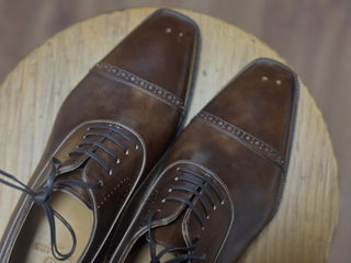 EDWARD FIDDLEBACK | BROWN LEATHER LACE UPS