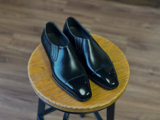 CHARLES - BLACK LEATHER CAP TOE LOAFERS