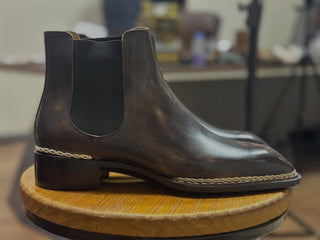 WALTER FIDDLEBACK | BROWN CHELSEA BOOTS