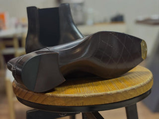 WALTER FIDDLEBACK | BROWN CHELSEA BOOTS