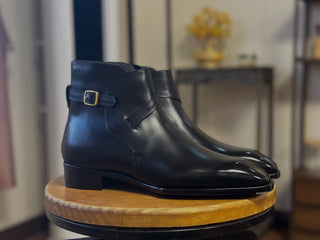 MACKENZIE FIDDLEBACK | BLACK JODHPUR BOOTS
