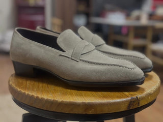 ETHAN FIDDLEBACK | GREY SUEDE LOAFERS