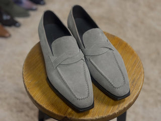 ETHAN FIDDLEBACK | GREY SUEDE LOAFERS