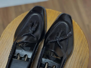 COLAR - BLACK TASSEL LOAFERS