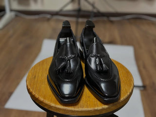 COLAR - BLACK TASSEL LOAFERS