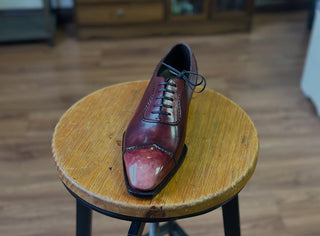ALEX - BURGUNDY WHOLE CUT LACEUPS