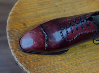 ALEX - BURGUNDY WHOLE CUT LACEUPS