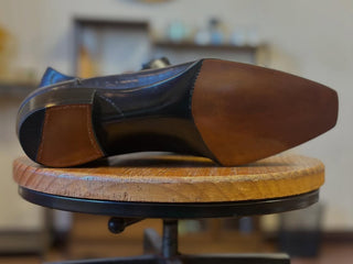 PATRICK FIDDLEBACK | BLACK WHOLE CUT LACEUPS