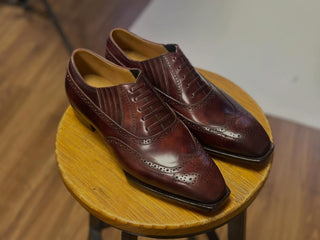 MIKE FIDDLEBACK | BROWN WINGTIP OXFORDS