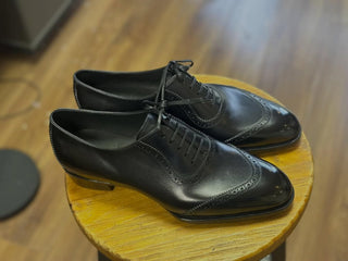 PETER FIDDLEBACK | BLACK V CAPTOE OXFORDS