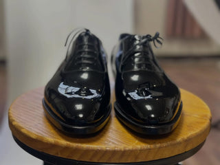BRANDON FIDDLEBACK | BLACK PATENT LEATHER OXFORD