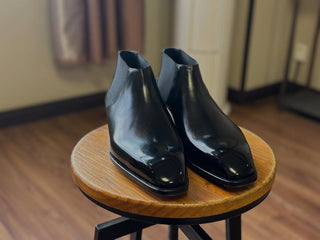 AIDAN FIDDLEBACK | BLACK LEATHER ANKLE BOOTS
