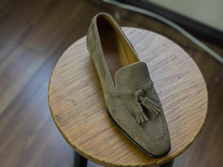 RONALD FIDDLEBACK | SAND SUEDE TASSEL LOAFERS