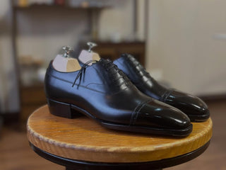 ARIEL FIDDLEBACK | BLACK BALMORAL OXFORD
