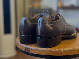 BRETT FIDDLEBACK | BROWN LEATHER STICHING DERBY