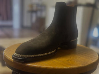 ALBUS FIDDLEBACK | BROWN SUEDE CHELSEA BOOTS