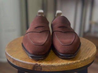 HENRY FIDDLEBACK | BROWN SUEDE PENNY LOAFER
