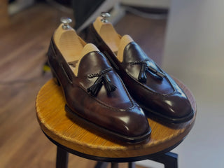 MORIS FIDDLEBACK | BROWN PATINA TASSEL LOAFERS