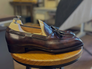 MORIS FIDDLEBACK | BROWN PATINA TASSEL LOAFERS