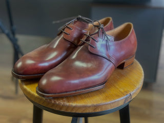 RUBINO FIDDLEBACK | RED BROWN PATINA DERBY